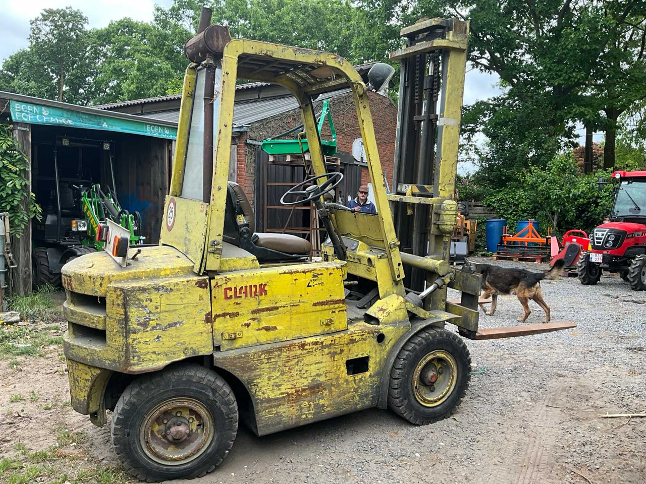 CLARK FORKLIFT - Forklift: picture 5 CLARK FORKLIFT - Forklift: picture 5