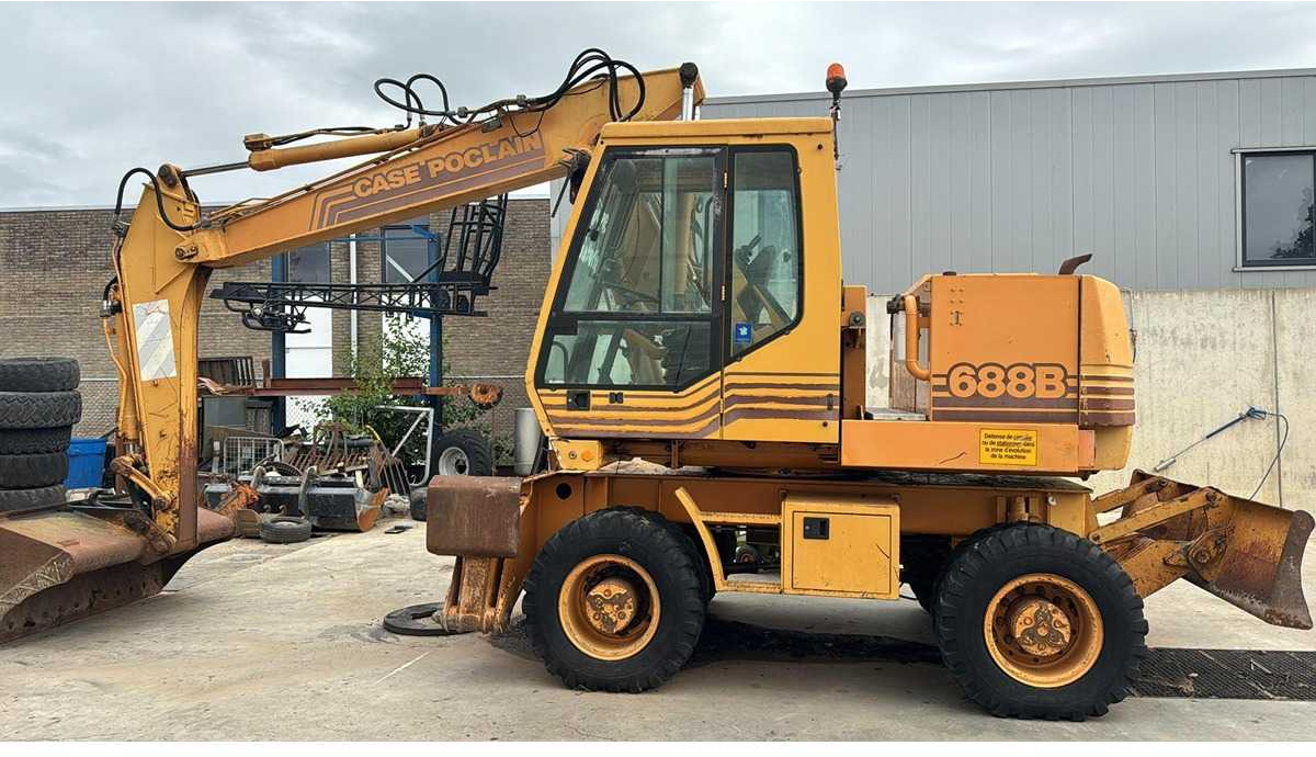 Case Poclain 688BP - Wheel excavator: picture 4 Case Poclain 688BP - Wheel excavator: picture 4