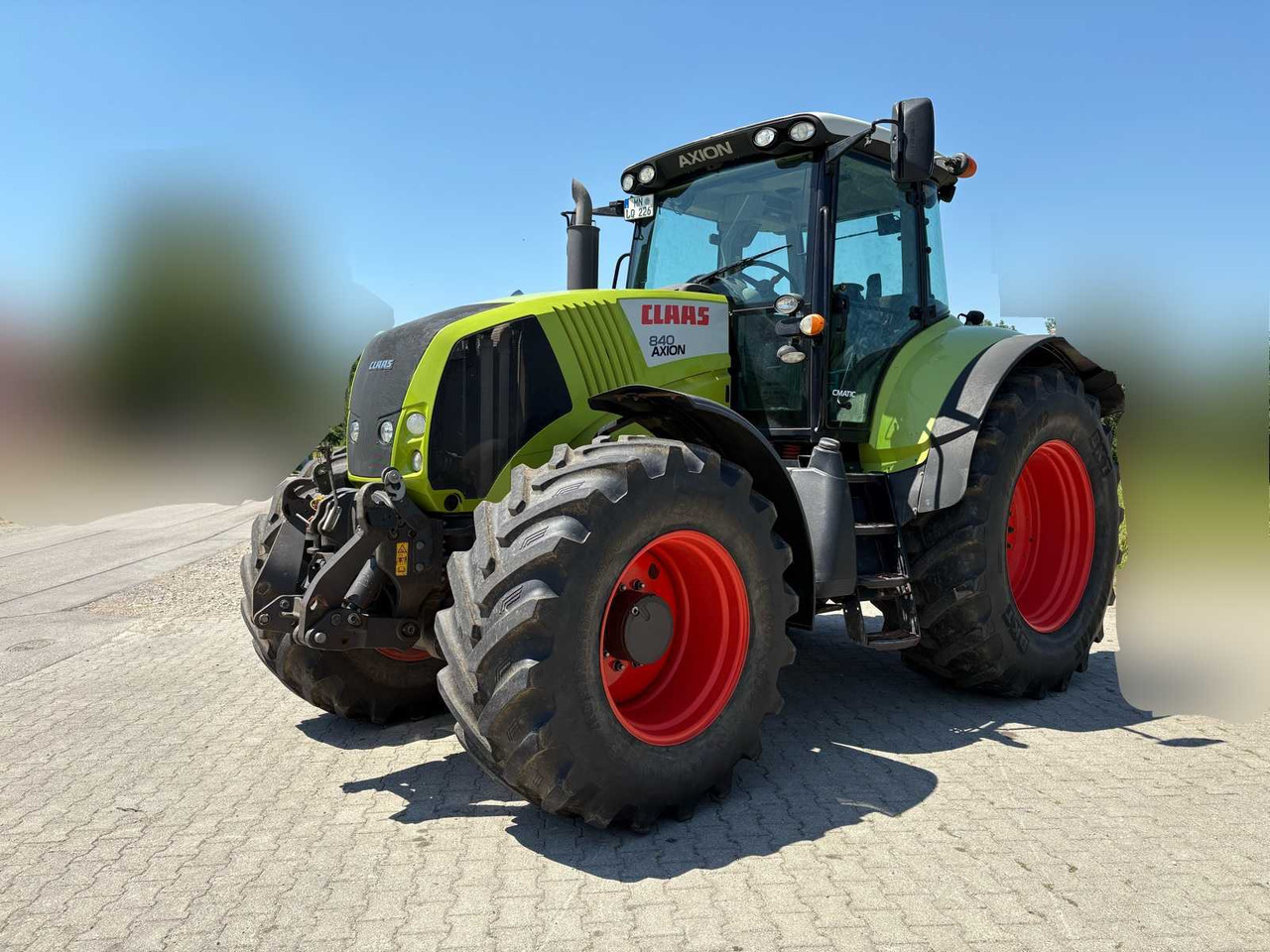 Claas Axion 840 C-Matic - Farm tractor: picture 1 Claas Axion 840 C-Matic - Farm tractor: picture 1