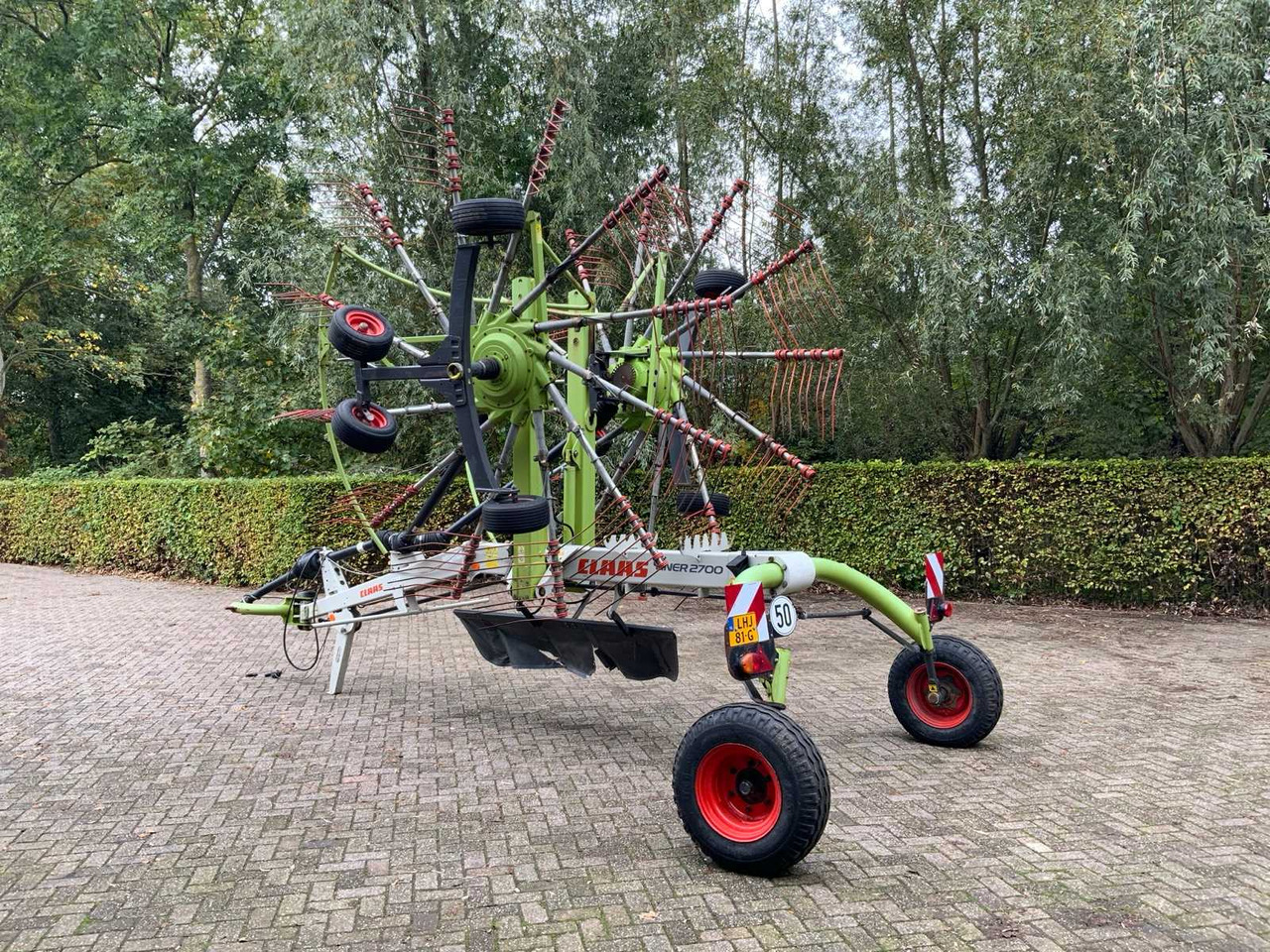 Claas Linker 2700 - Hay and forage equipment: picture 3 Claas Linker 2700 - Hay and forage equipment: picture 3