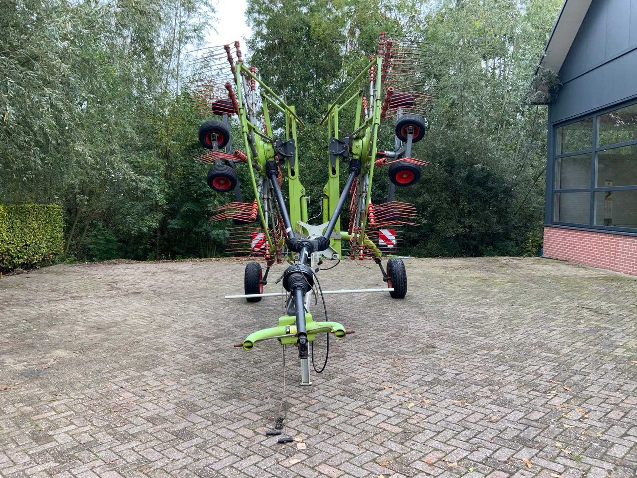 Claas Linker 2700 - Hay and forage equipment: picture 4 Claas Linker 2700 - Hay and forage equipment: picture 4