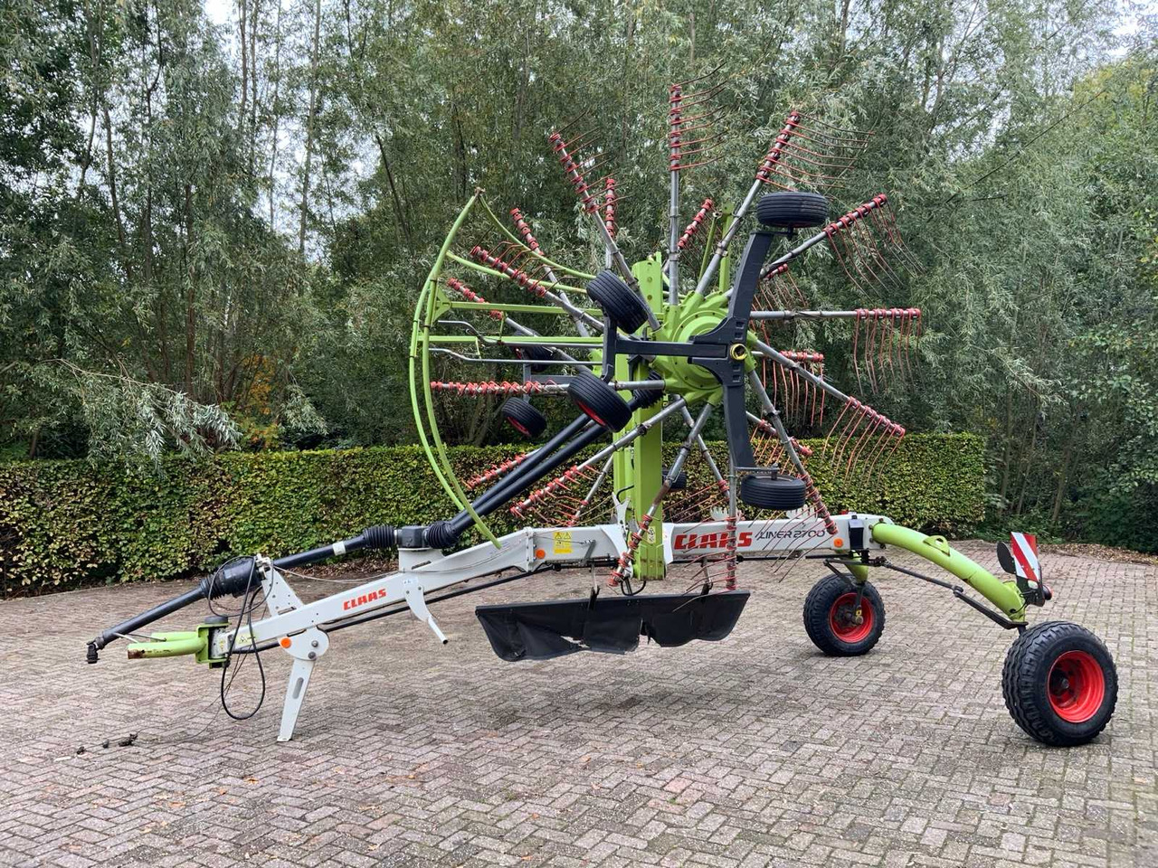 Claas Linker 2700 - Hay and forage equipment: picture 2 Claas Linker 2700 - Hay and forage equipment: picture 2