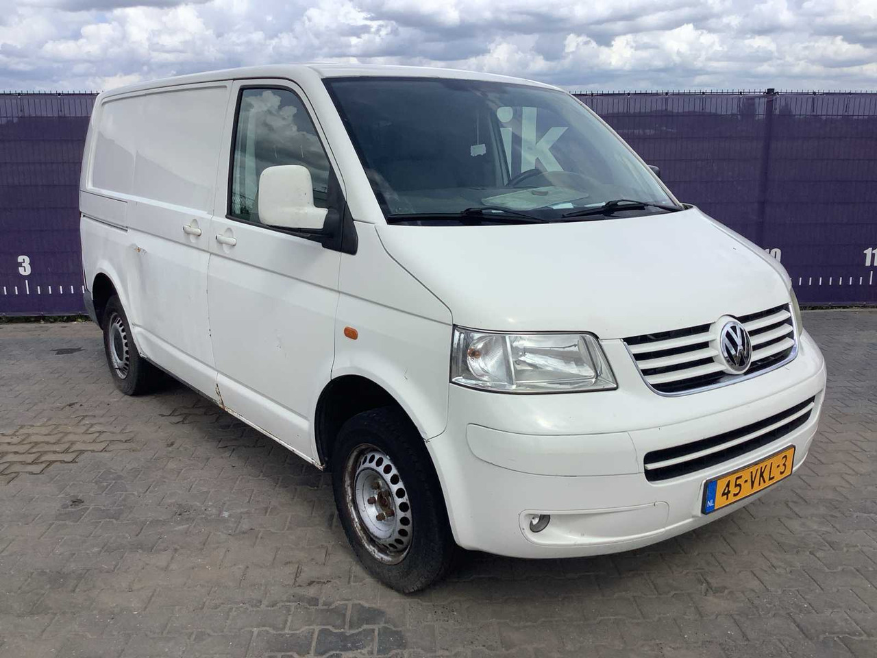 2007 - VOLKSWAGEN - TRANSPORTER - 1.9 TDI 300 T800 - COMMERCIAL VEHICLE - Commercial vehicle: picture 2 2007 - VOLKSWAGEN - TRANSPORTER - 1.9 TDI 300 T800 - COMMERCIAL VEHICLE - Commercial vehicle: picture 2