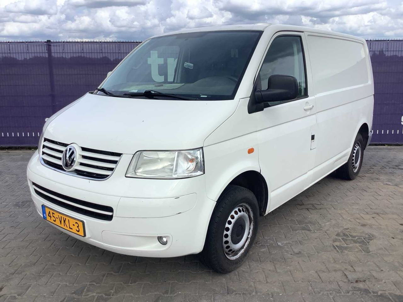 2007 - VOLKSWAGEN - TRANSPORTER - 1.9 TDI 300 T800 - COMMERCIAL VEHICLE - Commercial vehicle: picture 1 2007 - VOLKSWAGEN - TRANSPORTER - 1.9 TDI 300 T800 - COMMERCIAL VEHICLE - Commercial vehicle: picture 1