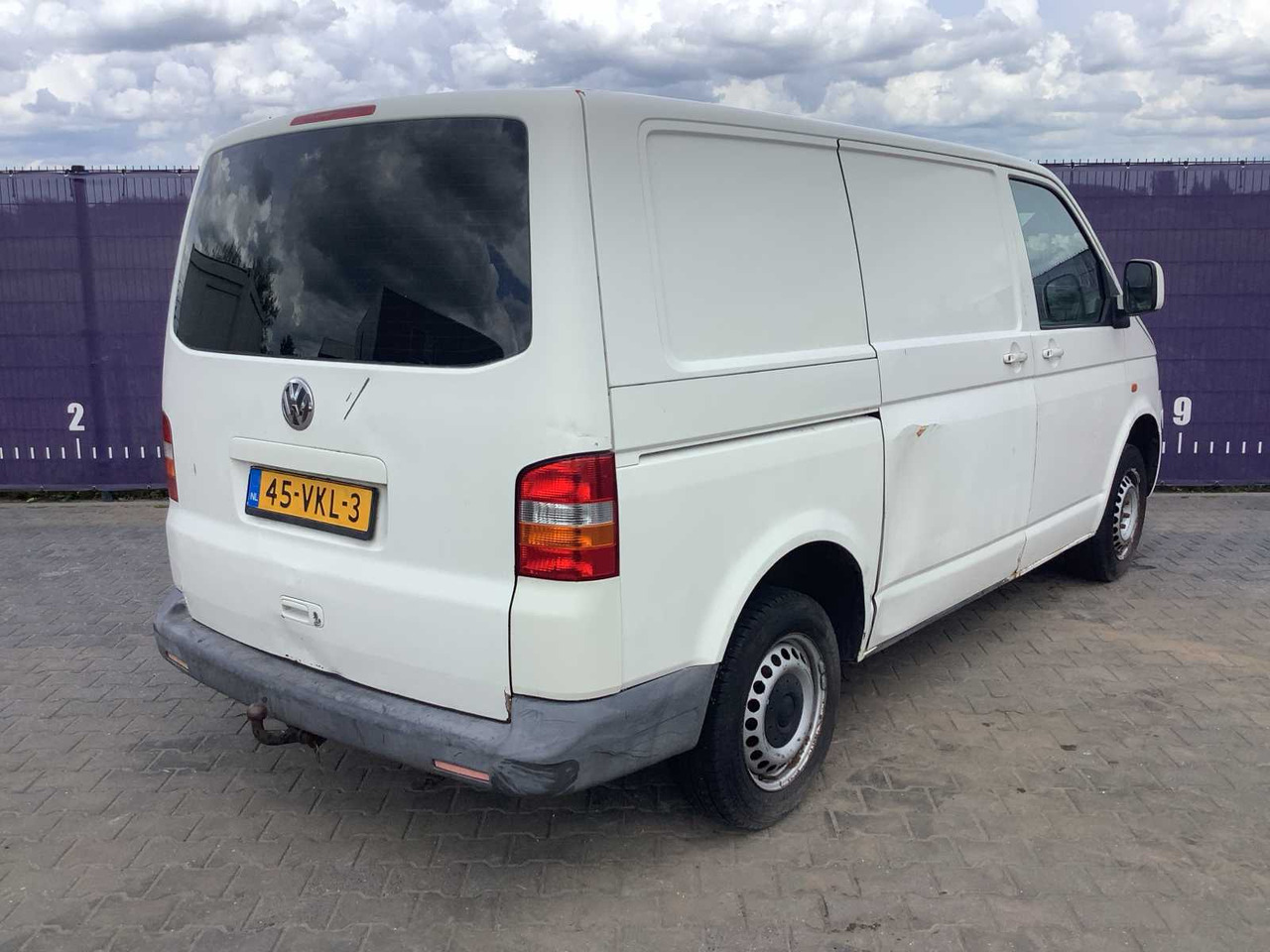 2007 - VOLKSWAGEN - TRANSPORTER - 1.9 TDI 300 T800 - COMMERCIAL VEHICLE - Commercial vehicle: picture 4 2007 - VOLKSWAGEN - TRANSPORTER - 1.9 TDI 300 T800 - COMMERCIAL VEHICLE - Commercial vehicle: picture 4