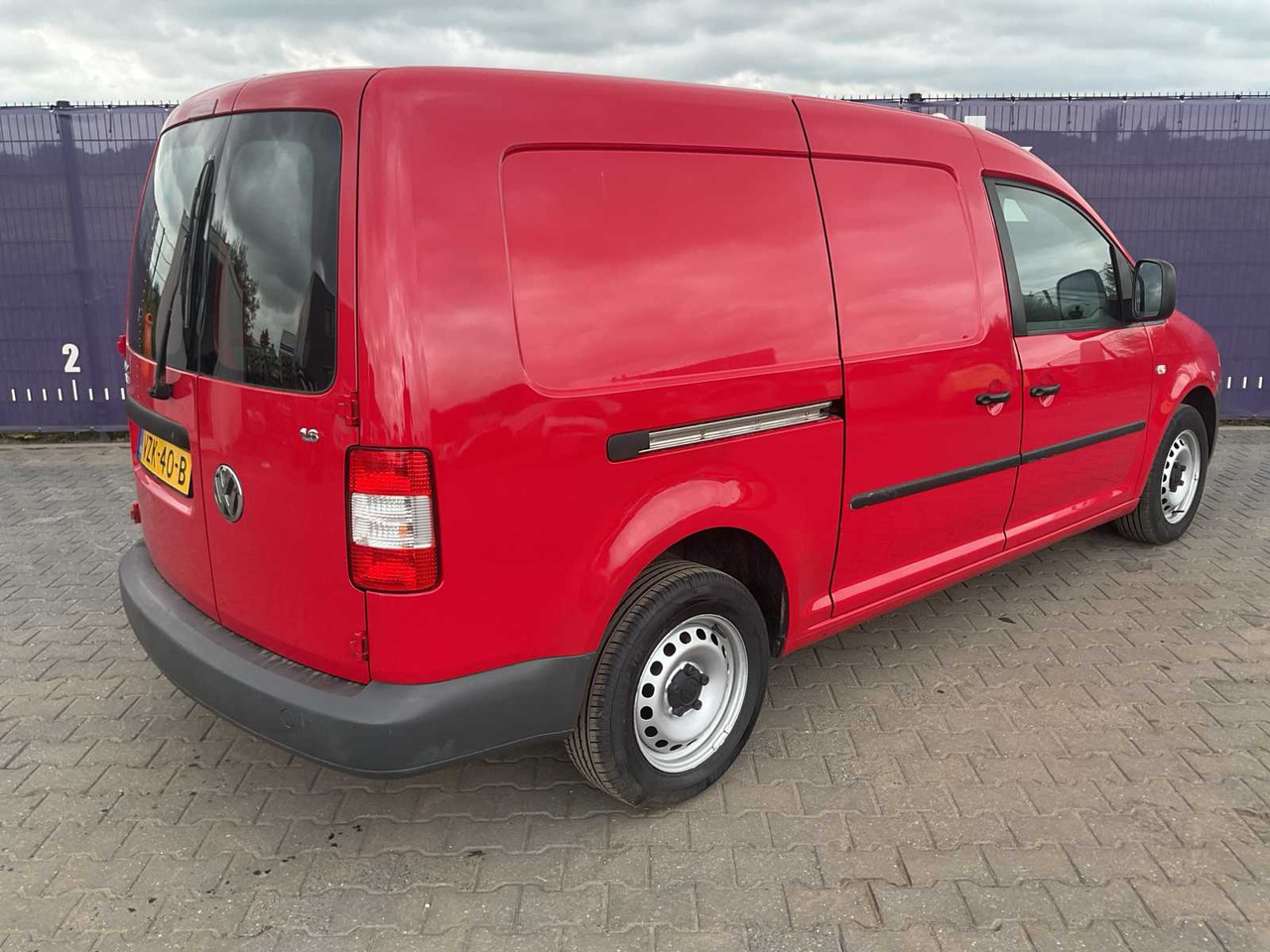 2008 - VOLKSWAGEN - CADDY - 1.6 MAXI - COMMERCIAL VEHICLE - Commercial vehicle: picture 4 2008 - VOLKSWAGEN - CADDY - 1.6 MAXI - COMMERCIAL VEHICLE - Commercial vehicle: picture 4
