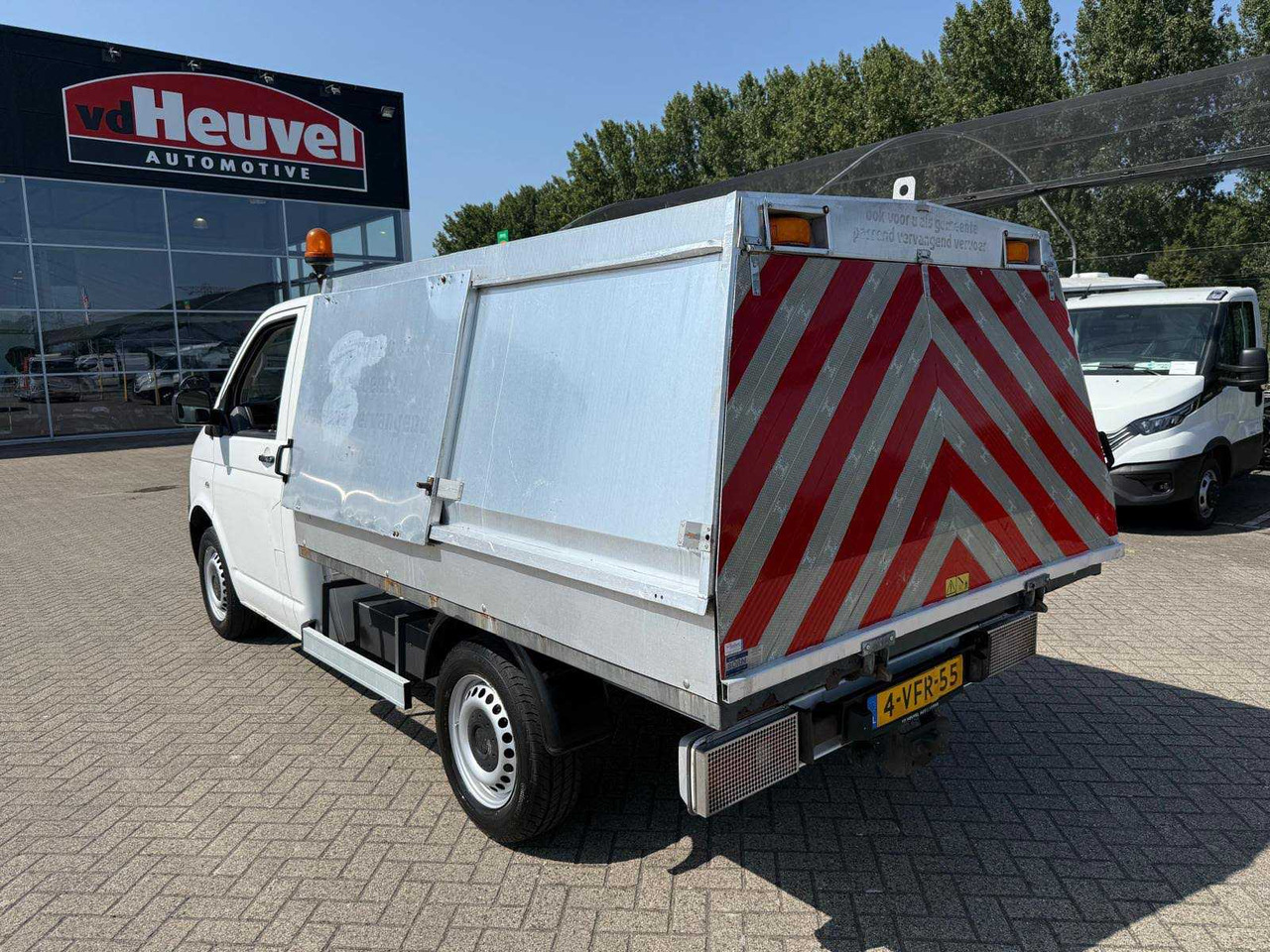 2010 VOLKSWAGEN TRANSPORTER TIPPER COMMERCIAL VEHICLE - Commercial vehicle: picture 3 2010 VOLKSWAGEN TRANSPORTER TIPPER COMMERCIAL VEHICLE - Commercial vehicle: picture 3