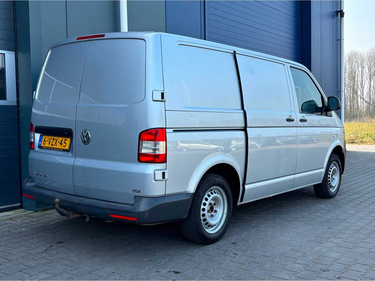 2013 VOLKSWAGEN TRANSPORTER COMMERCIAL VEHICLE - Commercial vehicle: picture 4 2013 VOLKSWAGEN TRANSPORTER COMMERCIAL VEHICLE - Commercial vehicle: picture 4