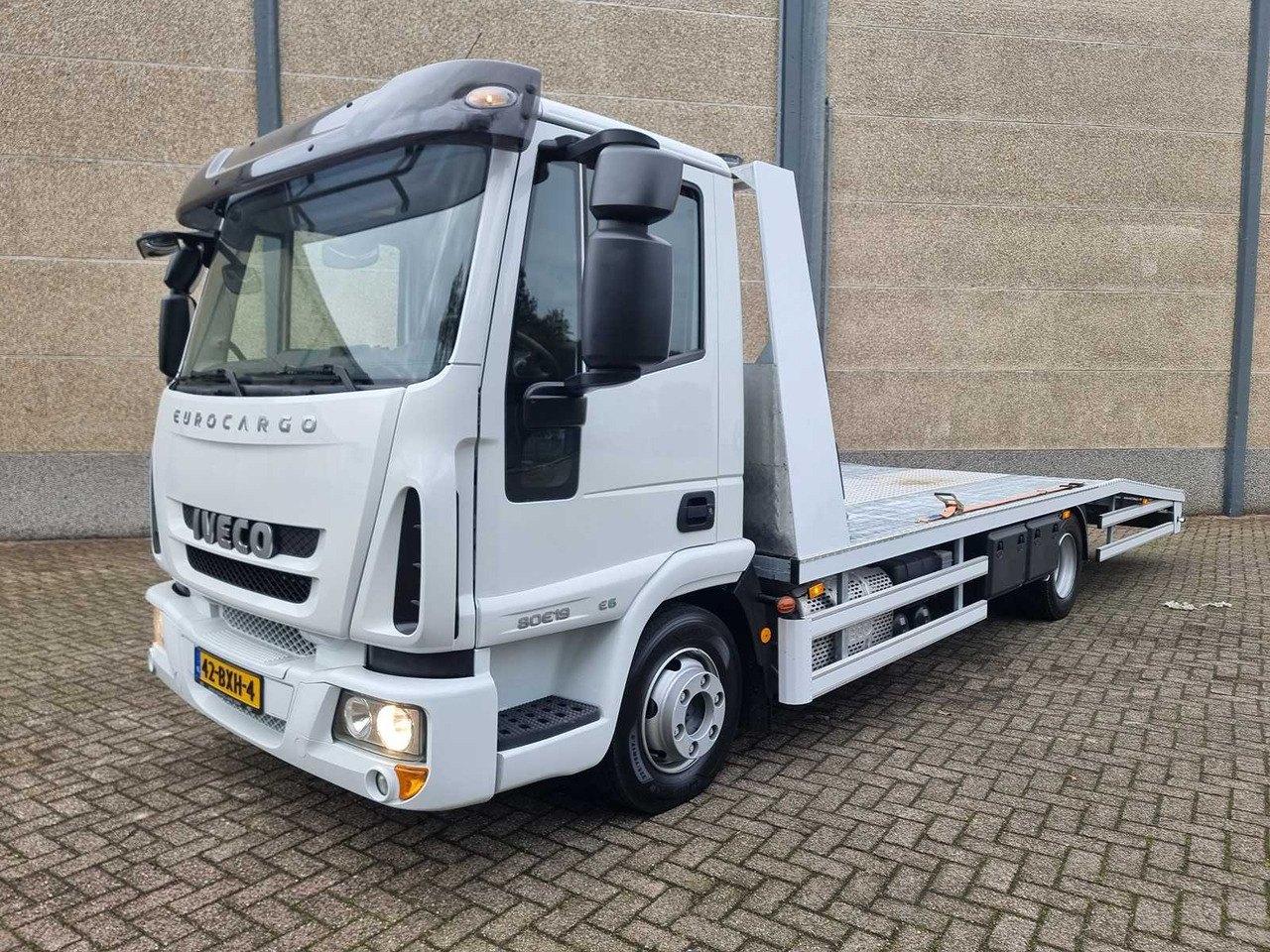 2015 IVECO EUROCARGO 80 E6 80E19 RAMP / TRUCK - Commercial vehicle: picture 1 2015 IVECO EUROCARGO 80 E6 80E19 RAMP / TRUCK - Commercial vehicle: picture 1