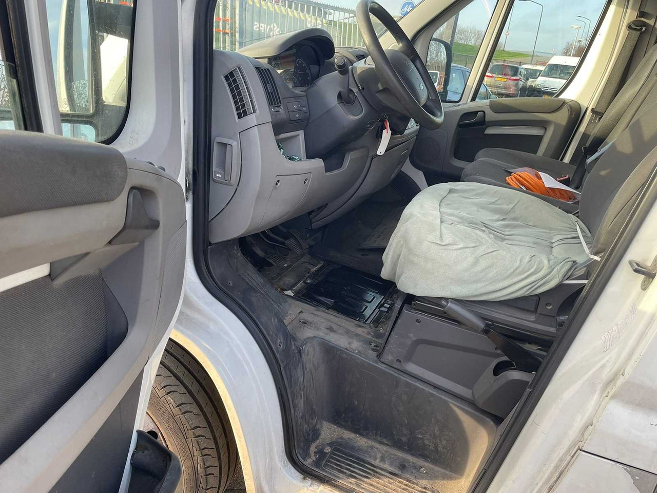 Commercial vehicle CITROEN JUMPER 33 2.2 HDI L2H2 | 53-VKB-4: picture 7