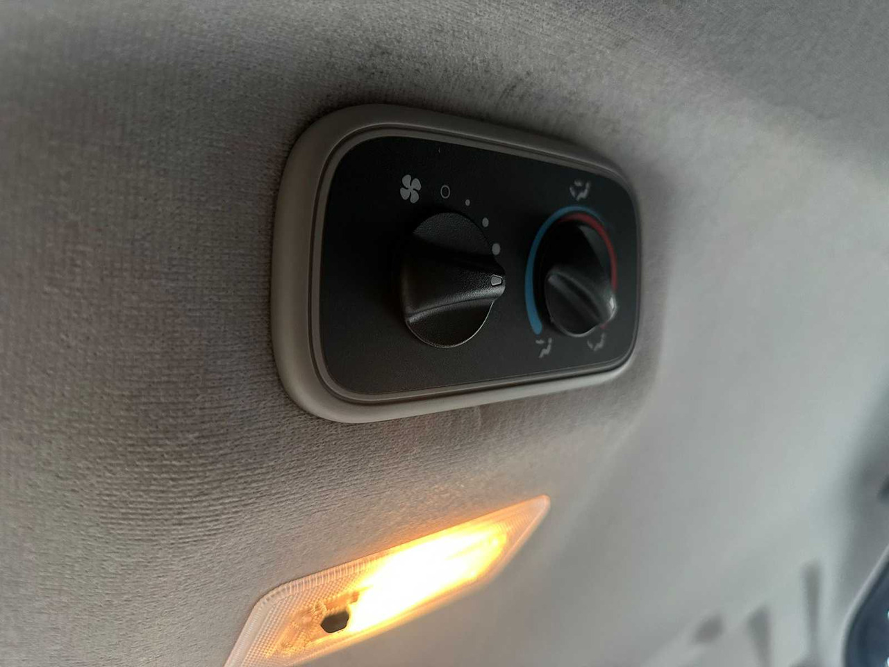 Commercial vehicle FORD TRANSIT COMMERCIAL VEHICLE: picture 14