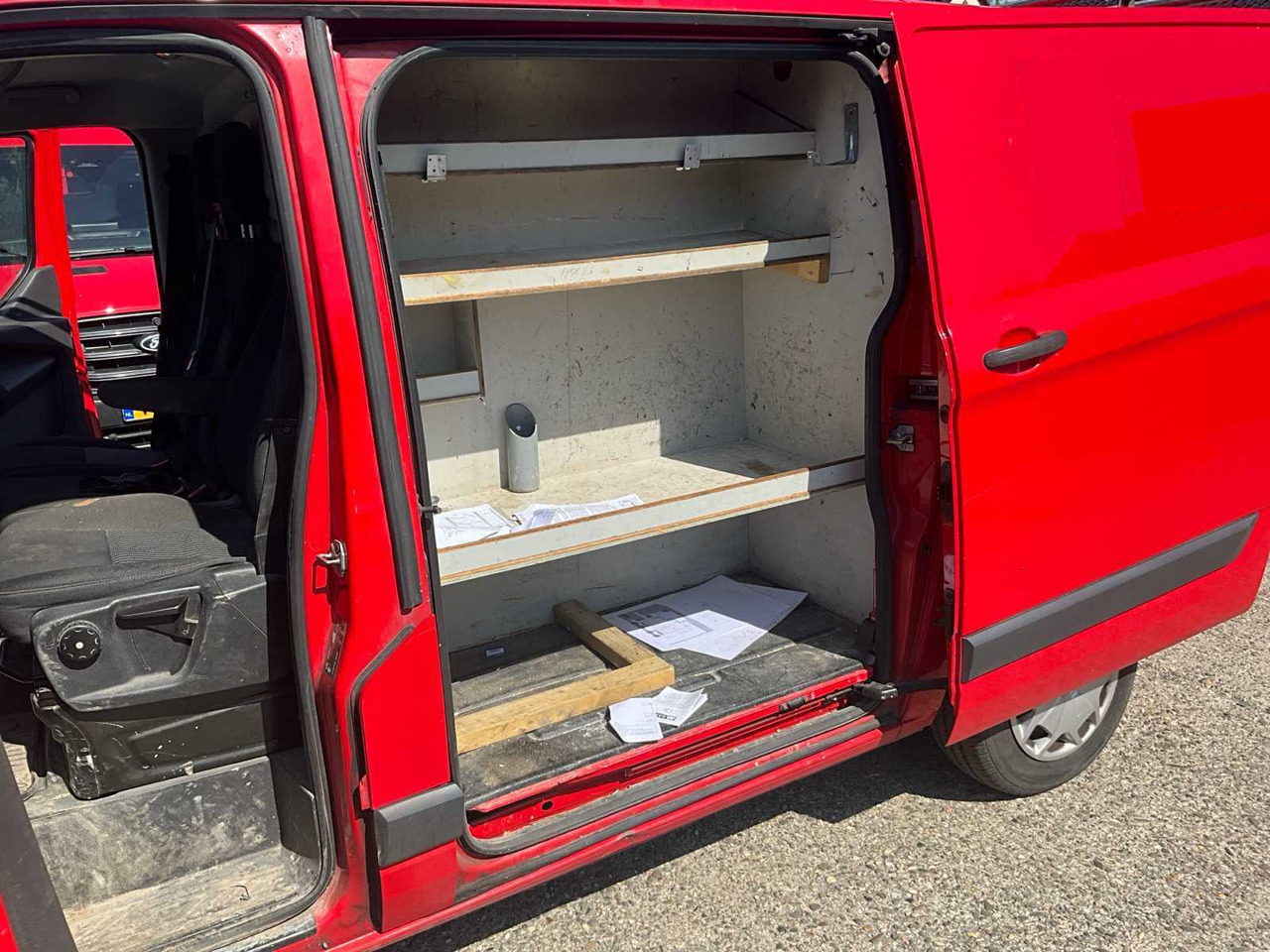 FORD - TRANSIT CUSTOM - 270 2.2 TDCI L1H1 TR - COMMERCIAL VEHICLE - Commercial vehicle: picture 4 FORD - TRANSIT CUSTOM - 270 2.2 TDCI L1H1 TR - COMMERCIAL VEHICLE - Commercial vehicle: picture 4