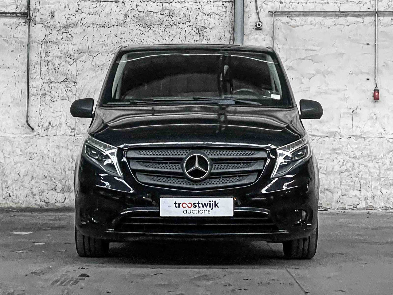 MERCEDES-BENZ VITO 109 CDI LONG 88HP 2015 (ORIGINAL-NL), VN-880-V - Commercial vehicle: picture 4 MERCEDES-BENZ VITO 109 CDI LONG 88HP 2015 (ORIGINAL-NL), VN-880-V - Commercial vehicle: picture 4