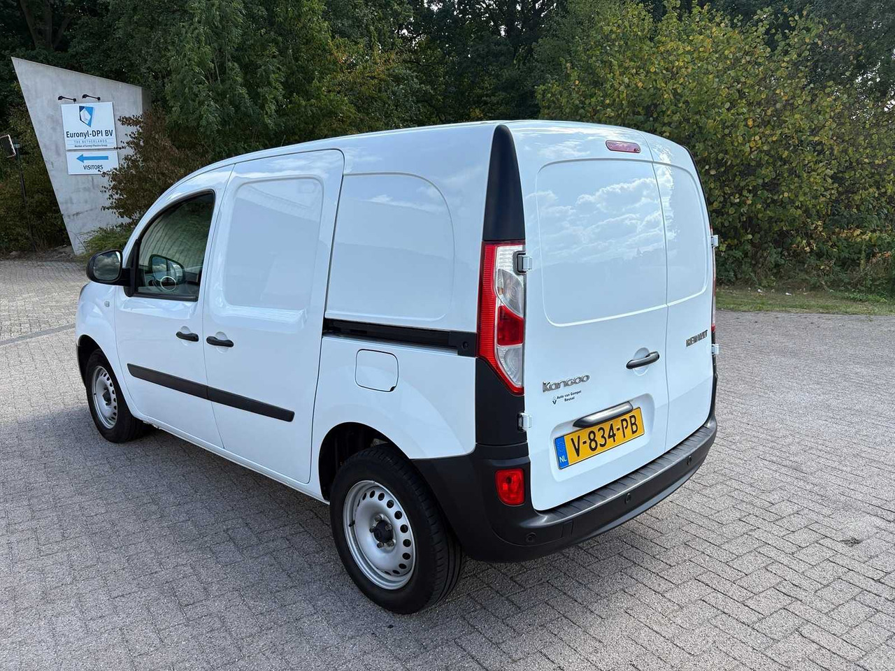 RENAULT - KANGOO - 1.5 DCI 90 COMFORT - V-834-PB - Commercial vehicle: picture 4 RENAULT - KANGOO - 1.5 DCI 90 COMFORT - V-834-PB - Commercial vehicle: picture 4