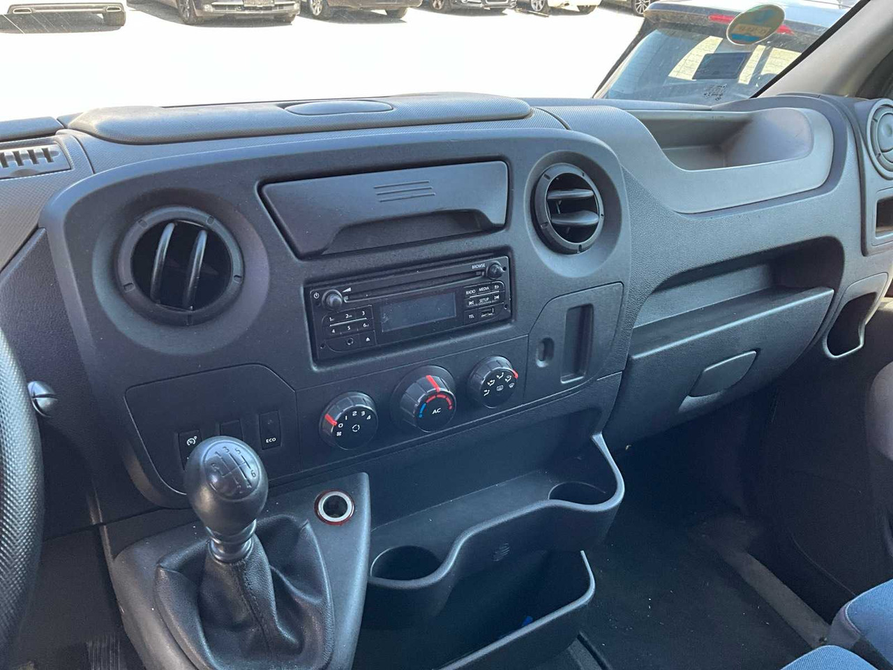 Commercial vehicle RENAULT MASTER VANS: picture 7