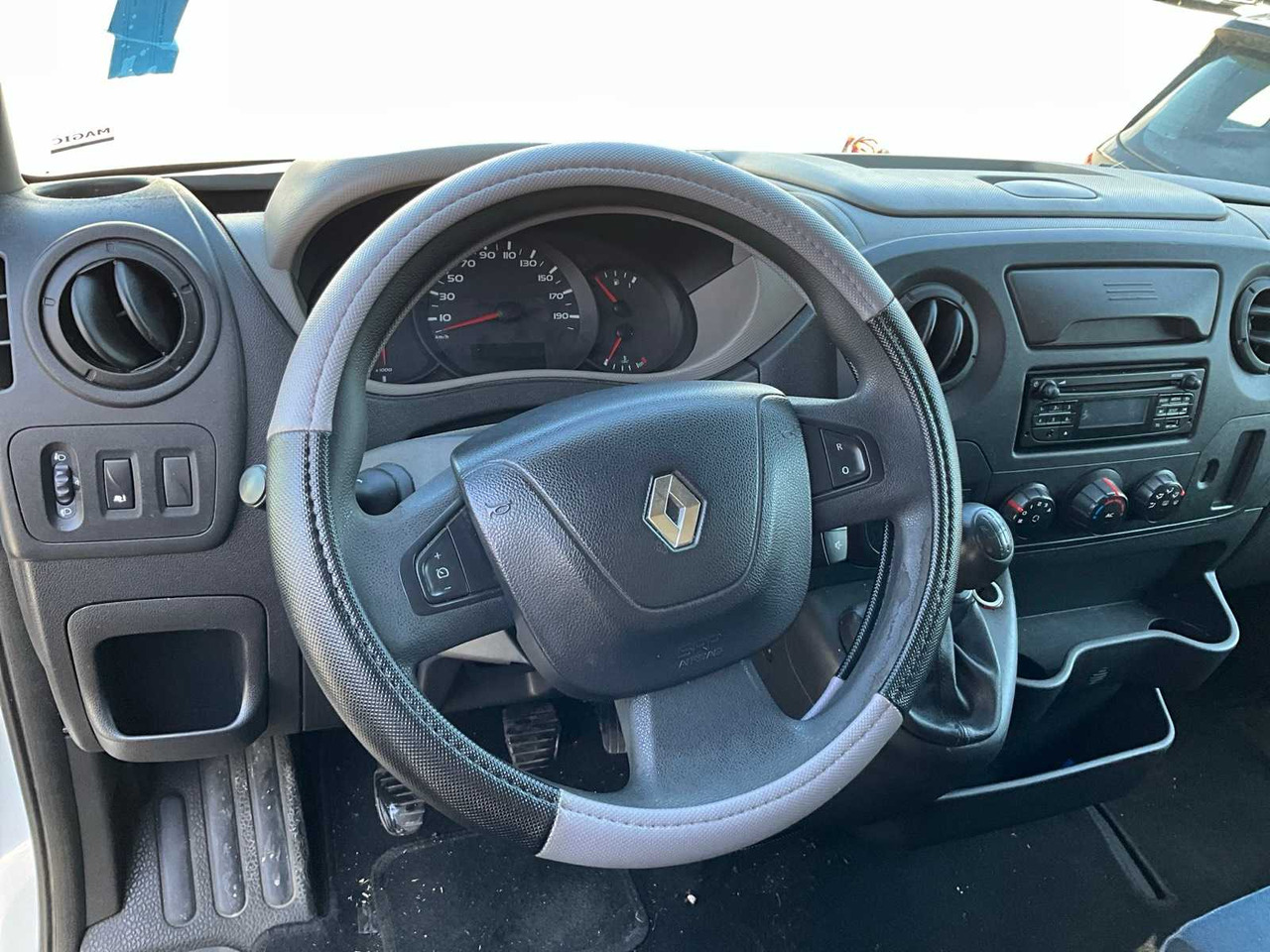 Commercial vehicle RENAULT MASTER VANS: picture 6