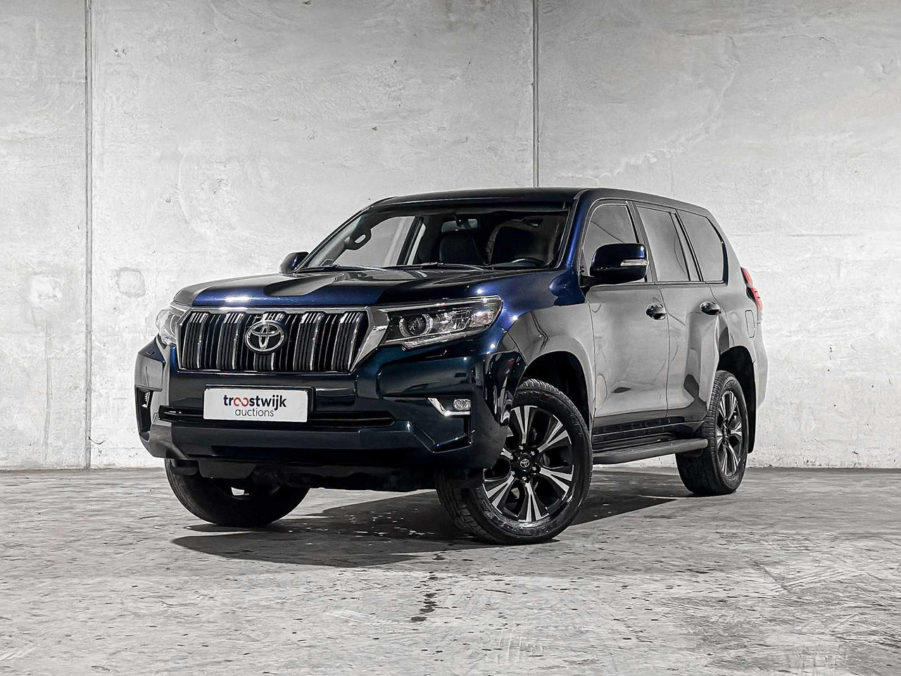 TOYOTA LAND CRUISER 2.8 D-4D-F CHALLENGER BLIND VAN 177HP 2020, VHH-33-H COMMERCIAL VEHICLE - Commercial vehicle: picture 1 TOYOTA LAND CRUISER 2.8 D-4D-F CHALLENGER BLIND VAN 177HP 2020, VHH-33-H COMMERCIAL VEHICLE - Commercial vehicle: picture 1