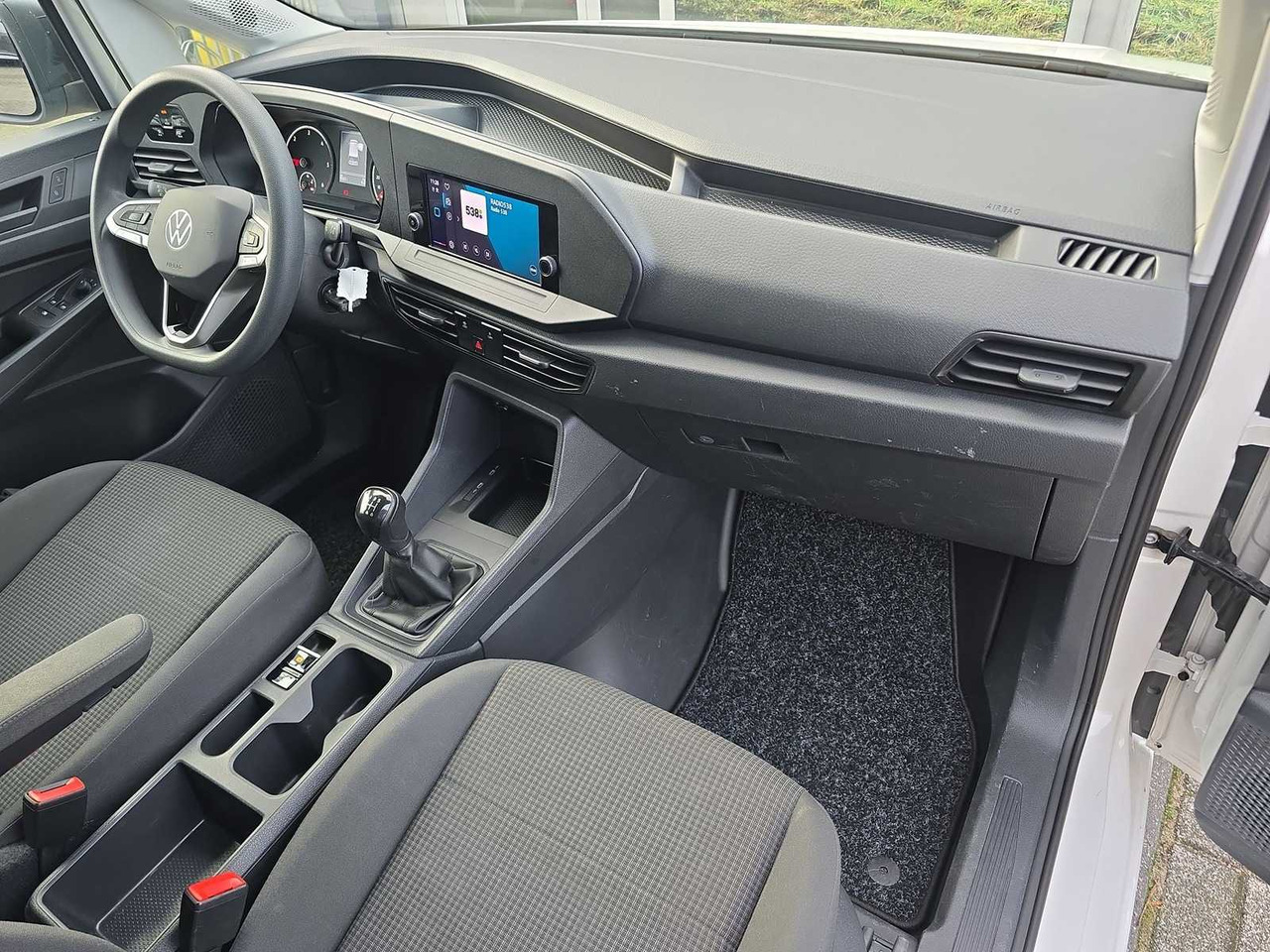 Commercial vehicle VOLKSWAGEN CADDY CARGO 2.0 TDI COMFORT | ALUCA FURNISHING| VTD-11-F: picture 31 Commercial vehicle VOLKSWAGEN CADDY CARGO 2.0 TDI COMFORT | ALUCA FURNISHING| VTD-11-F: picture 31