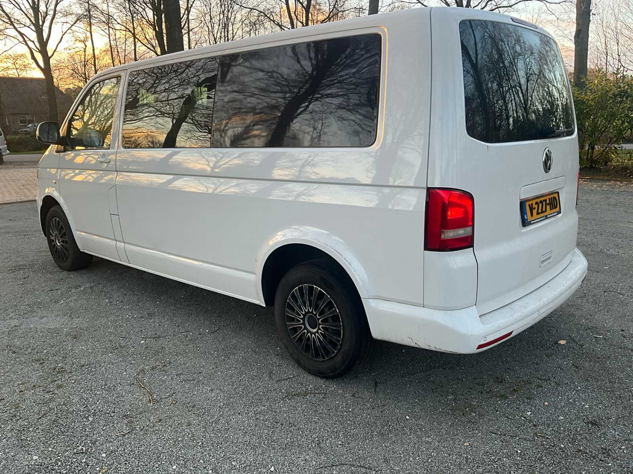 VOLKSWAGEN - TRANSPORTER - 2.0 TDI L2H1 4M BUDC - COMMERCIAL VEHICLE - Commercial vehicle: picture 3 VOLKSWAGEN - TRANSPORTER - 2.0 TDI L2H1 4M BUDC - COMMERCIAL VEHICLE - Commercial vehicle: picture 3