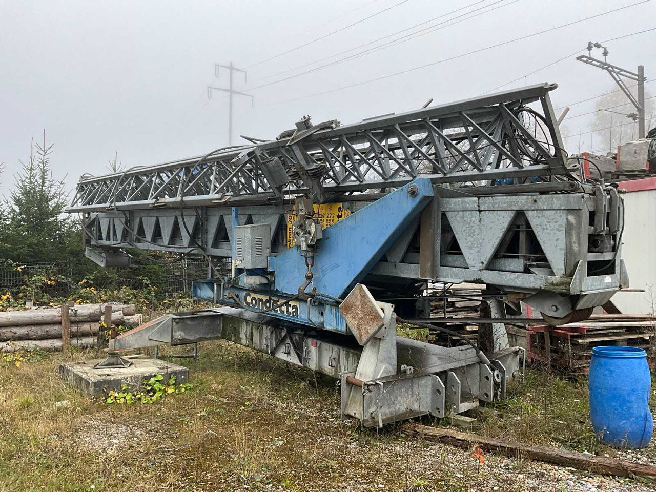 Condecta Euro 3010 - Self-erecting tower crane: picture 2 Condecta Euro 3010 - Self-erecting tower crane: picture 2