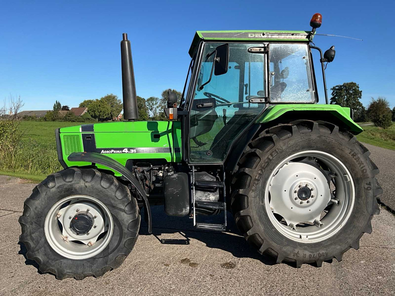 Deutz-Fahrenheit AgroPrima 4.31 - Farm tractor: picture 5 Deutz-Fahrenheit AgroPrima 4.31 - Farm tractor: picture 5
