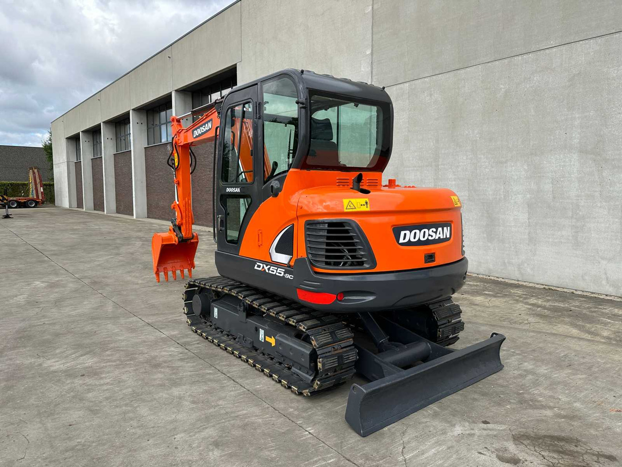 Crawler excavator Doosan DX55-9C: picture 6