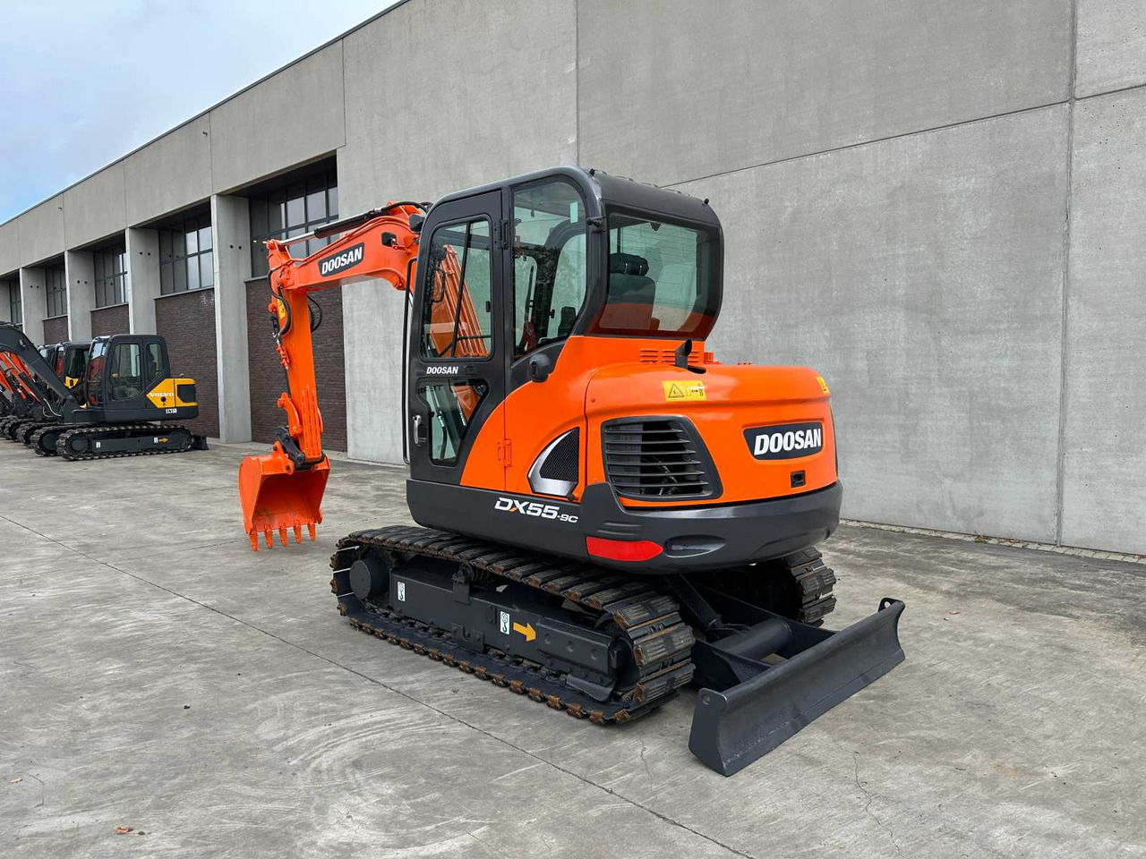 Crawler excavator Doosan DX55-9C: picture 6