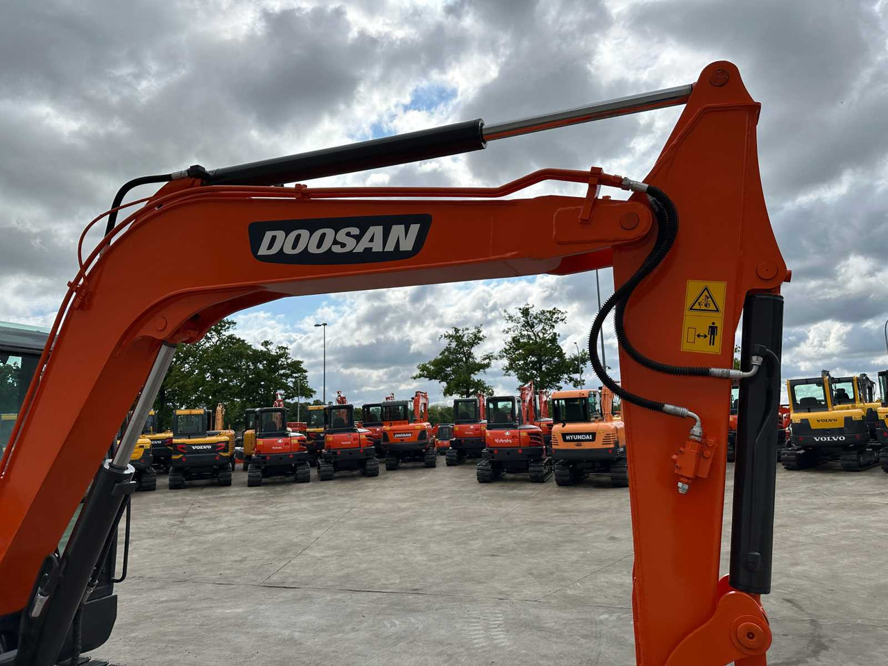 Crawler excavator Doosan DX55-9C: picture 12