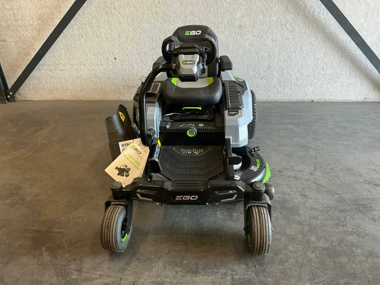 EGO ZT4200E-S - Garden mower: picture 2 EGO ZT4200E-S - Garden mower: picture 2