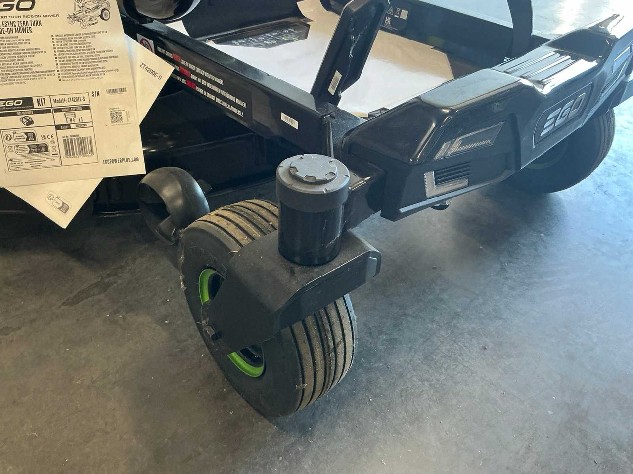 EGO ZT4200E-S - Garden mower: picture 5 EGO ZT4200E-S - Garden mower: picture 5