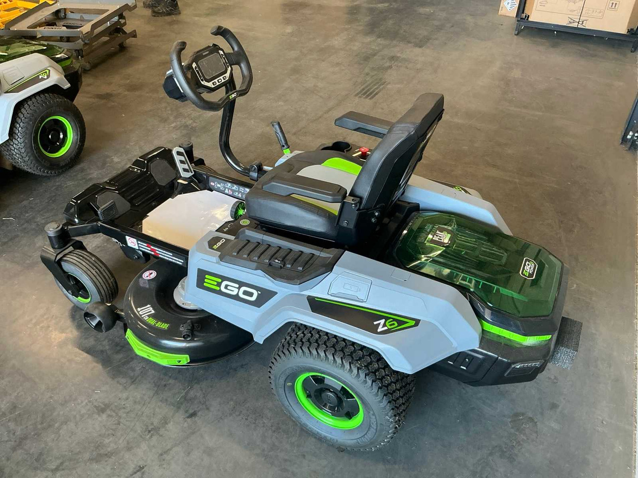 EGO ZT4200E-S - Garden mower: picture 4 EGO ZT4200E-S - Garden mower: picture 4