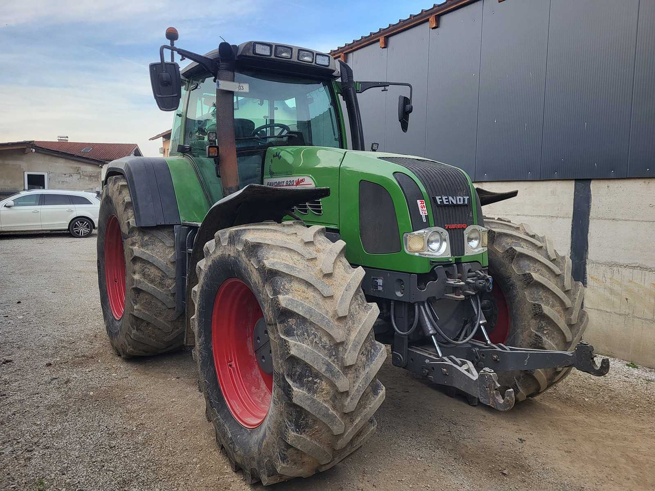 FENDT - 920 FAVORIT VARIO - 4-WHEEL DRIVE TRACTOR - 2009 - Farm tractor: picture 2 FENDT - 920 FAVORIT VARIO - 4-WHEEL DRIVE TRACTOR - 2009 - Farm tractor: picture 2