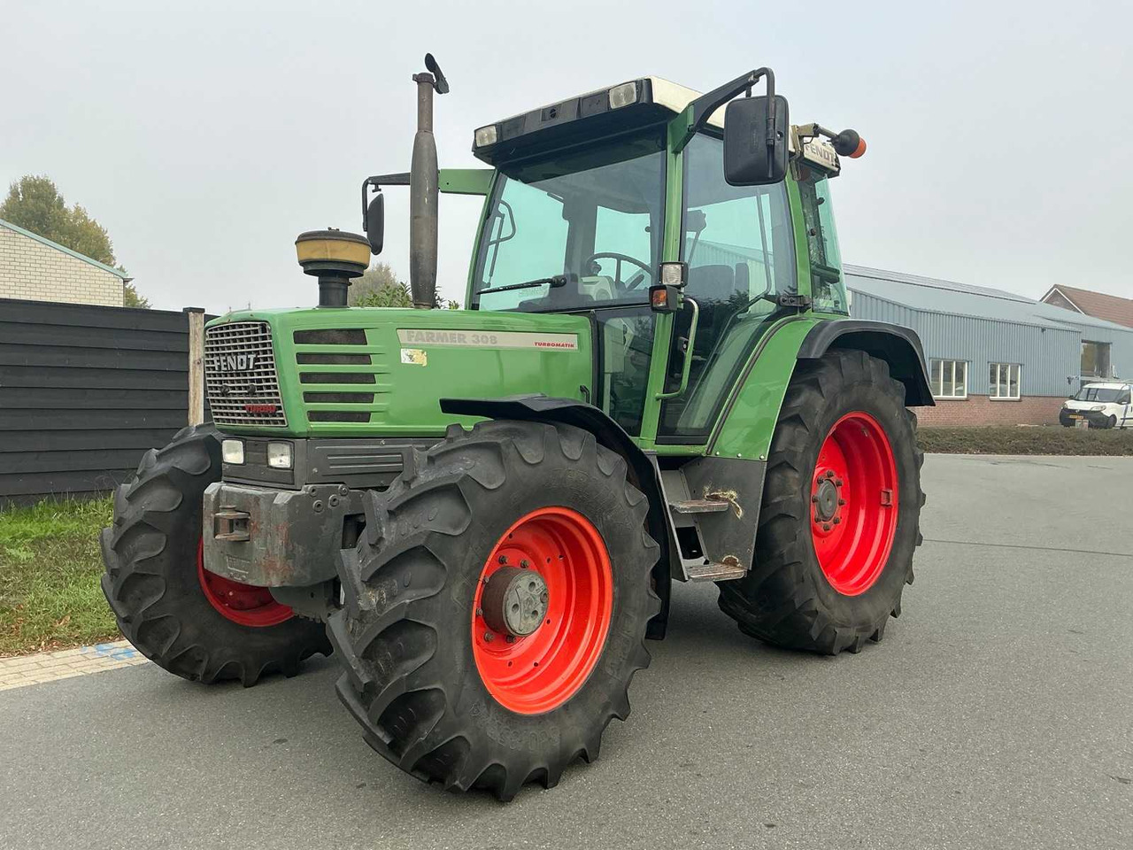 Fendt 308 Turbomatik - Farm tractor: picture 1 Fendt 308 Turbomatik - Farm tractor: picture 1