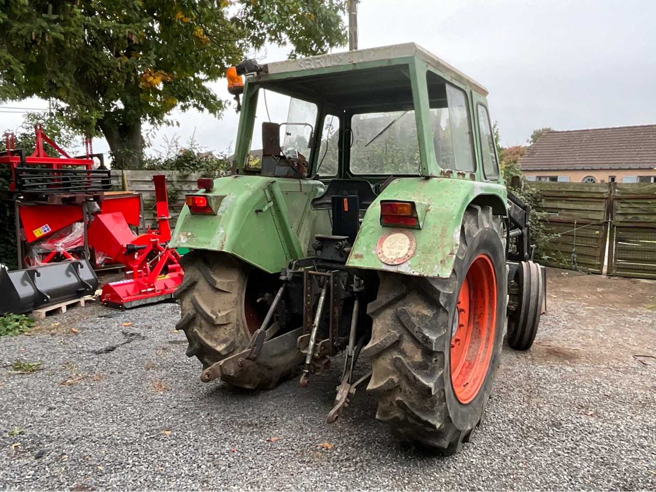 Fendt Farmer 106S Turbomatik - Farm tractor: picture 5 Fendt Farmer 106S Turbomatik - Farm tractor: picture 5