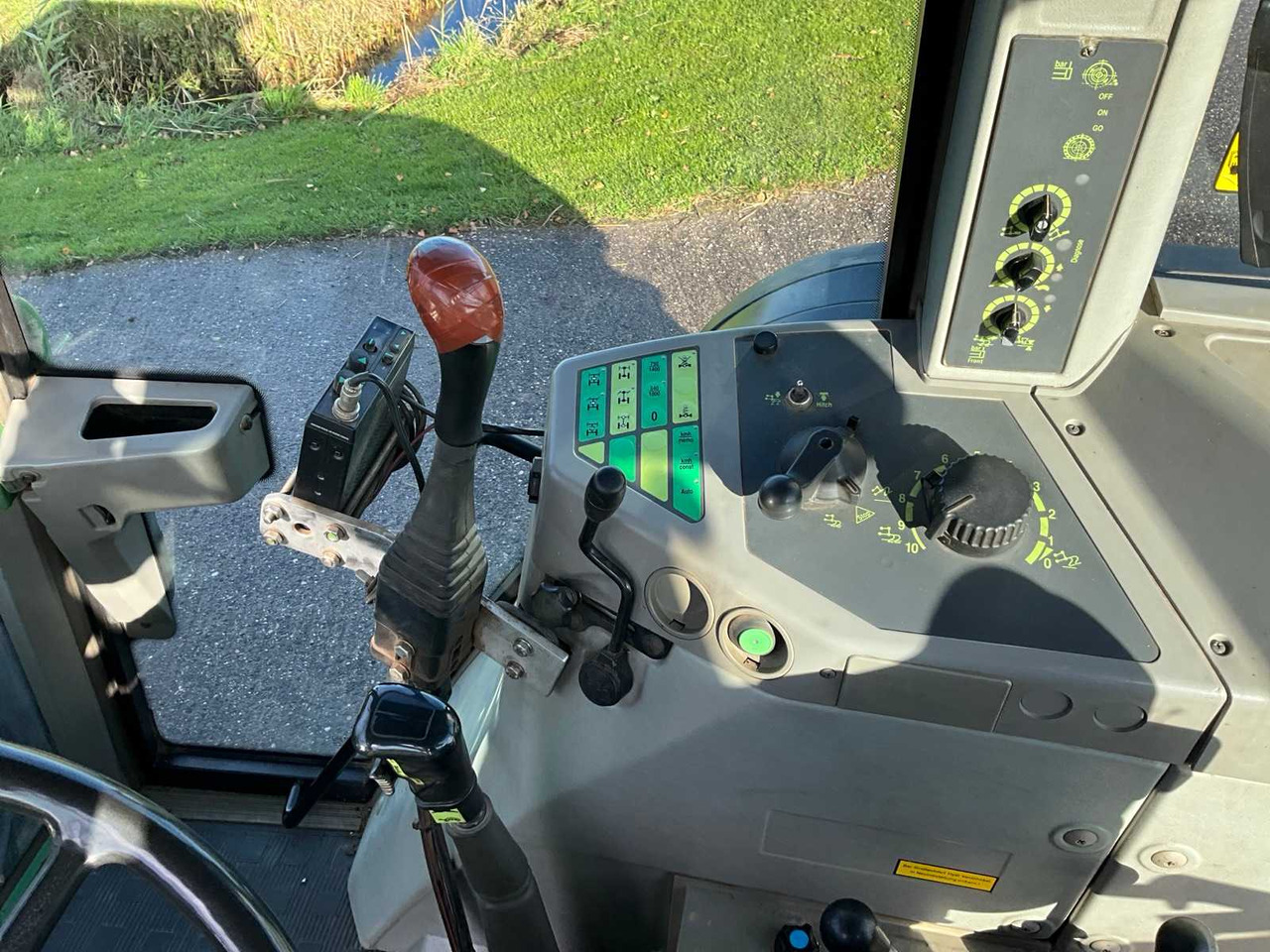 Farm tractor Fendt Favorit 512C Turboshift: picture 35 Farm tractor Fendt Favorit 512C Turboshift: picture 35