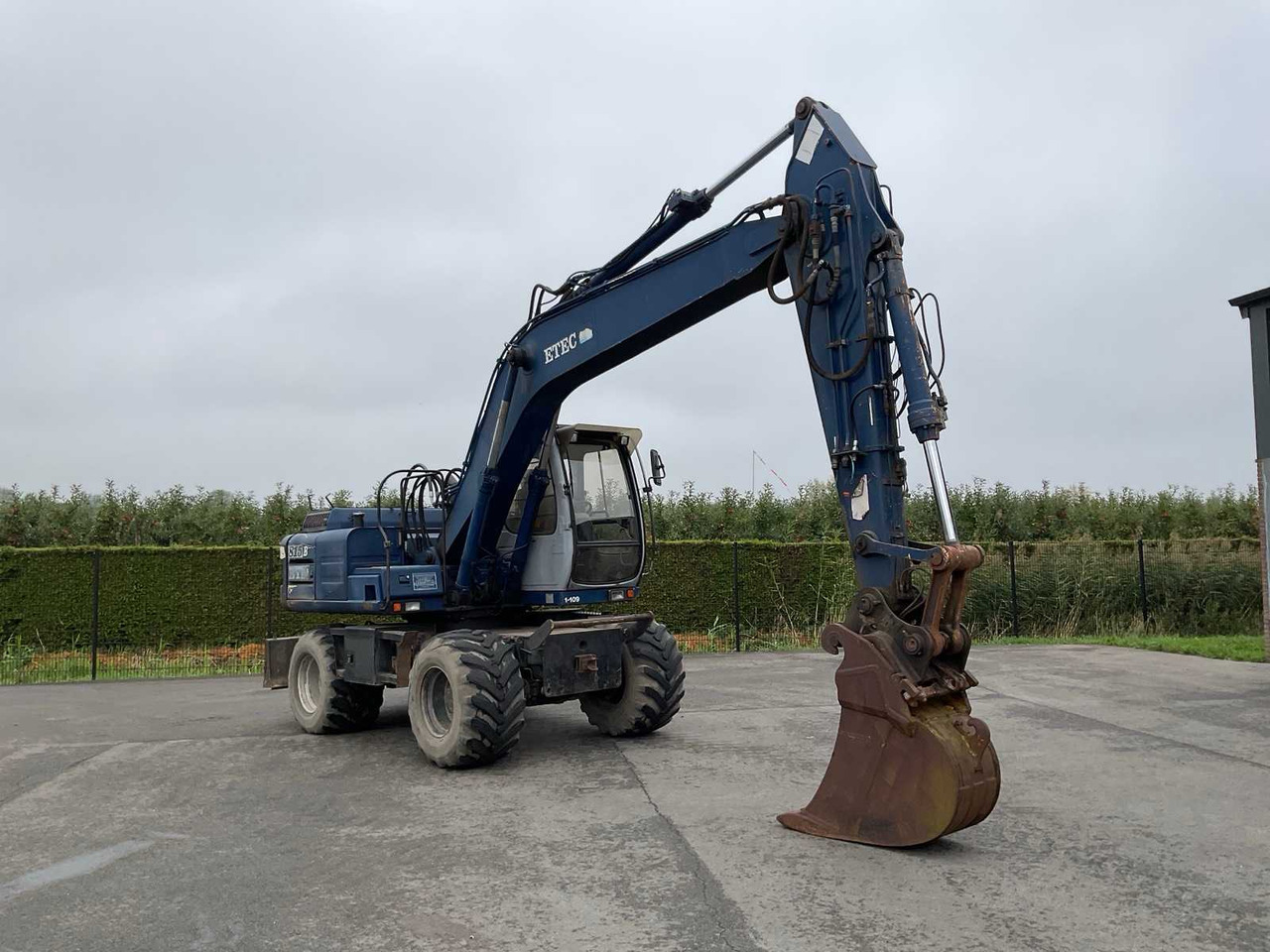 Fiat Hitachi Etec 815B - Wheel excavator: picture 1 Fiat Hitachi Etec 815B - Wheel excavator: picture 1