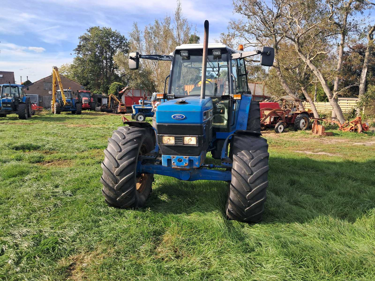 Ford 7840 - Farm tractor: picture 4 Ford 7840 - Farm tractor: picture 4
