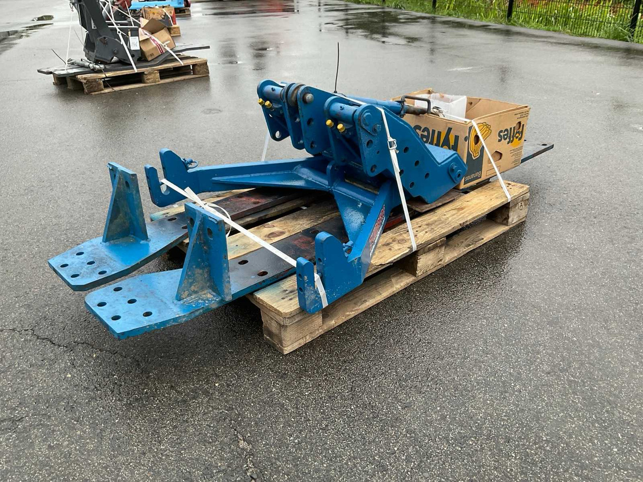 Ford / New Holland 10/40/TW serie Zuidberg - Front loader for tractor: picture 3 Ford / New Holland 10/40/TW serie Zuidberg - Front loader for tractor: picture 3