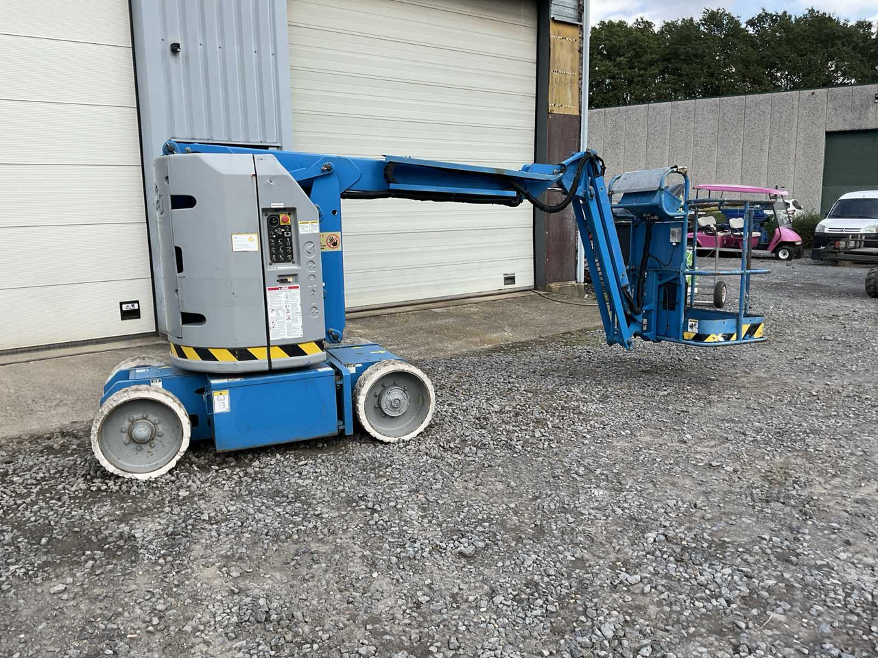 Genie Z30/20N - Aerial platform: picture 2 Genie Z30/20N - Aerial platform: picture 2