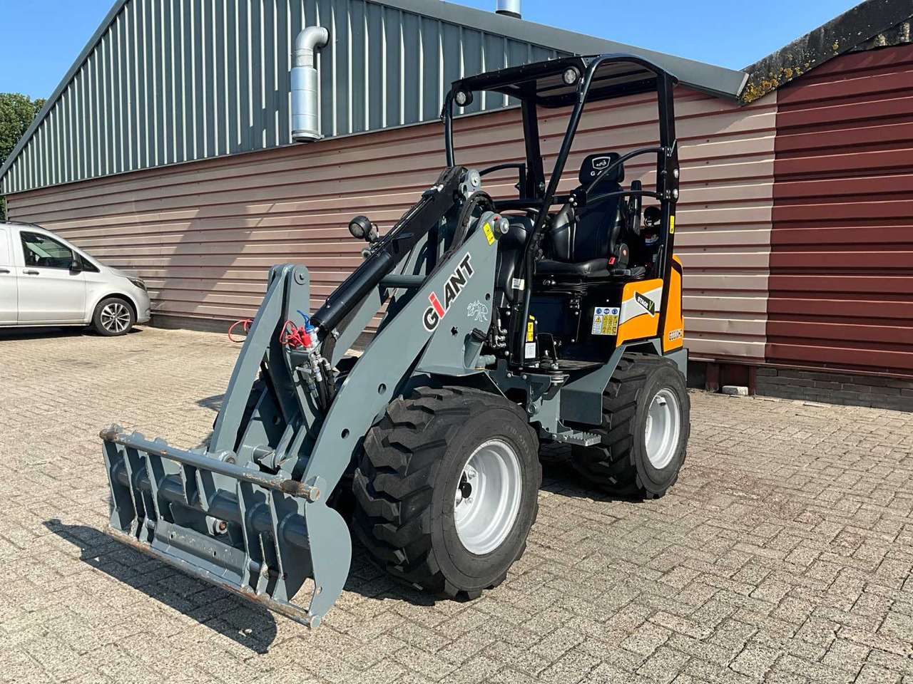Giant G2200HD - Wheel loader: picture 1 Giant G2200HD - Wheel loader: picture 1