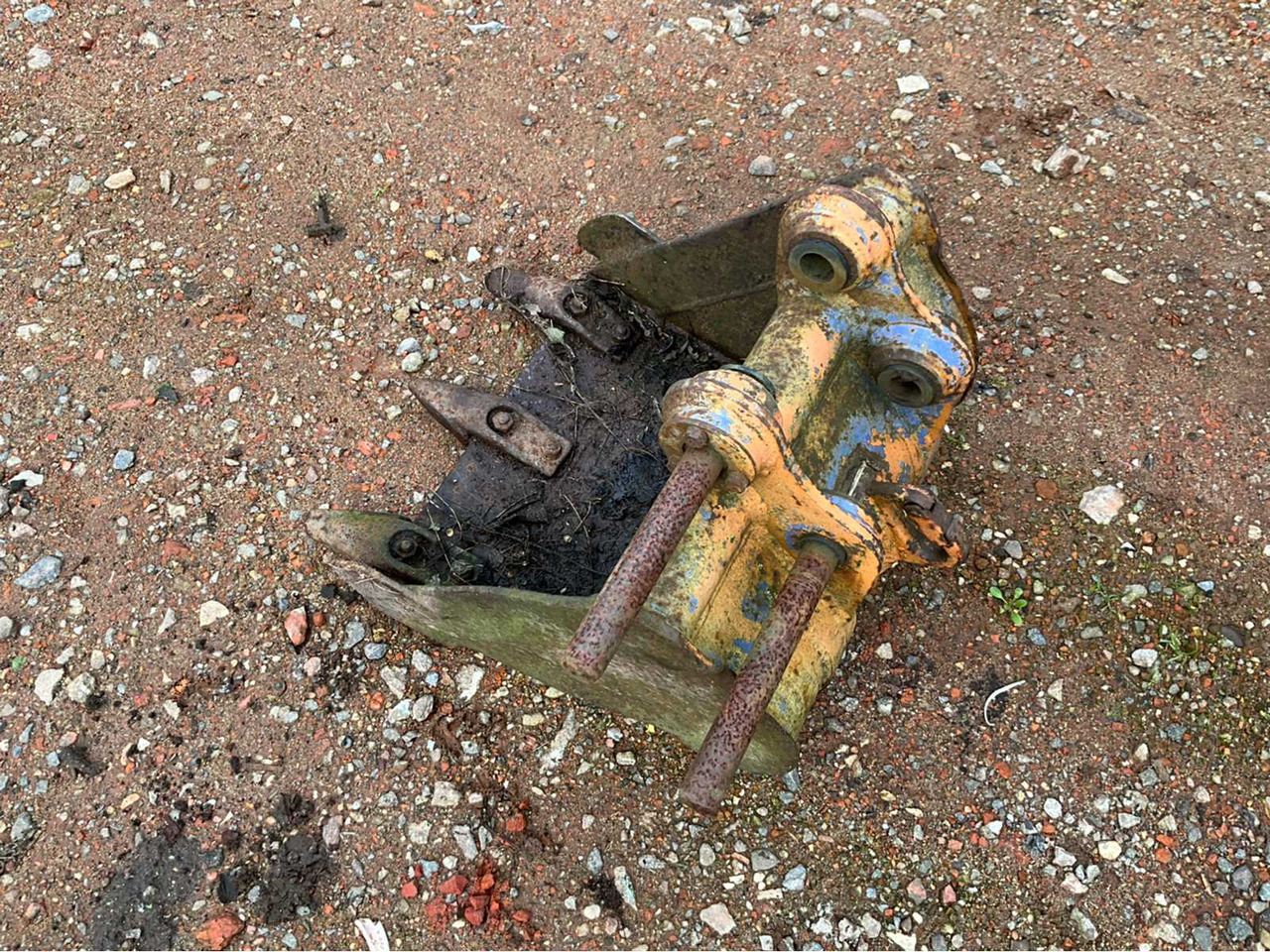 Mini excavator HANIX H15B MINI EXCAVATOR - 1 TON - ADJUSTABLE TRACKS FROM 72CM!: picture 16