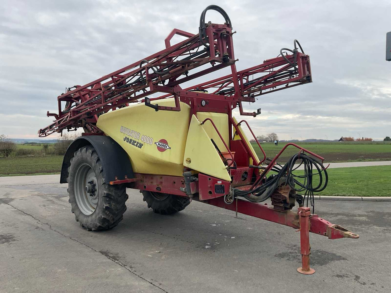 Hardi Navigator 4000 - Sprayer: picture 1 Hardi Navigator 4000 - Sprayer: picture 1