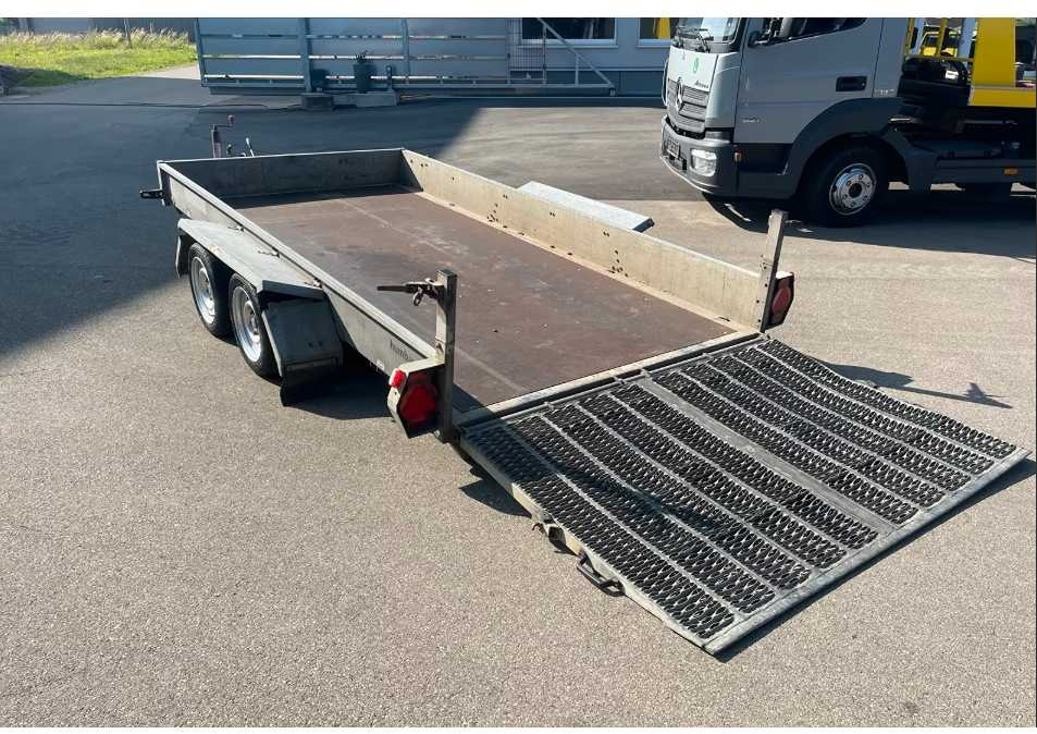 Humbaur Maschinentransporter - Farm trailer: picture 1 Humbaur Maschinentransporter - Farm trailer: picture 1