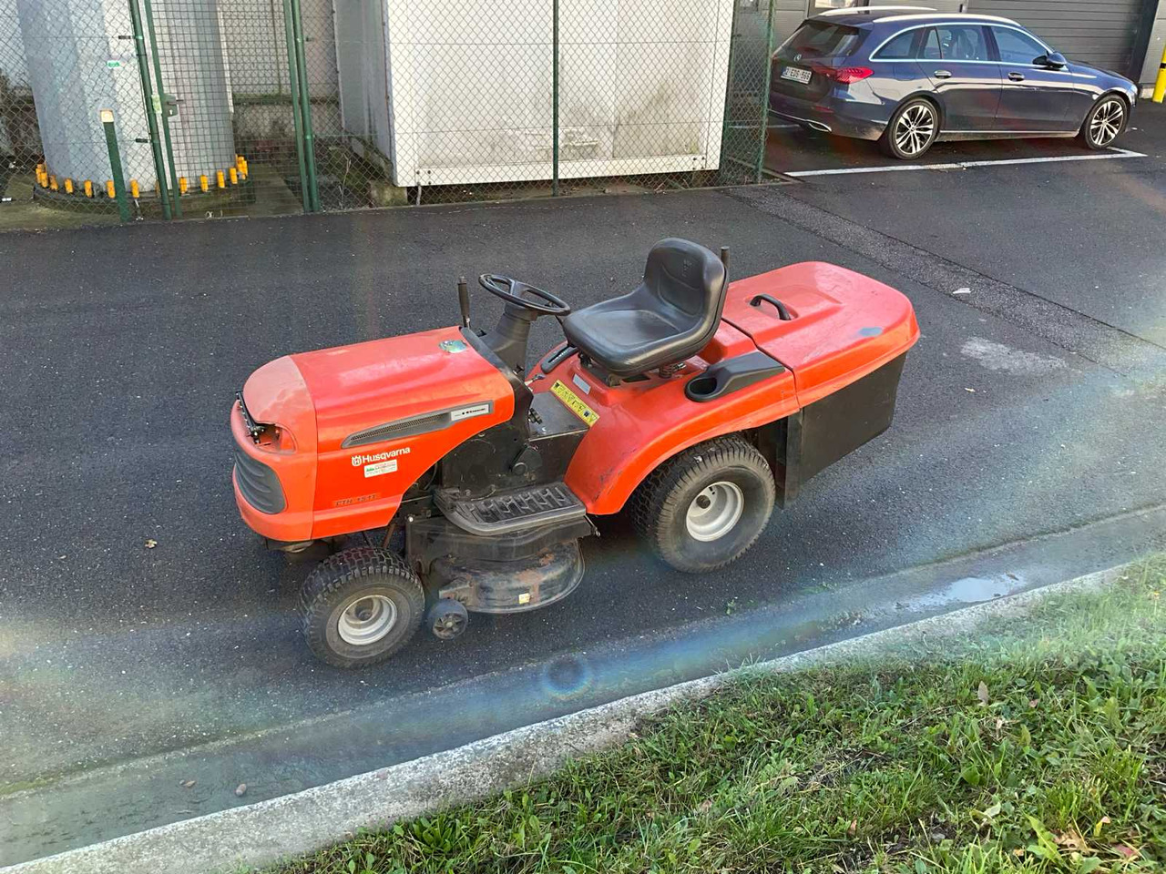Husqvarna CTH 151T - Garden mower: picture 4 Husqvarna CTH 151T - Garden mower: picture 4