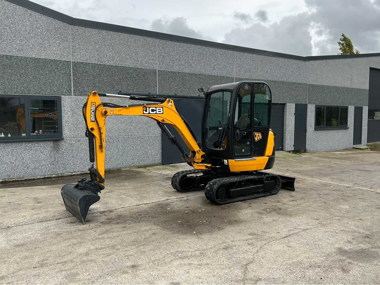 JCB 2015 JCB 8026CTS MINI EXCAVATOR - Mini excavator: picture 1 JCB 2015 JCB 8026CTS MINI EXCAVATOR - Mini excavator: picture 1