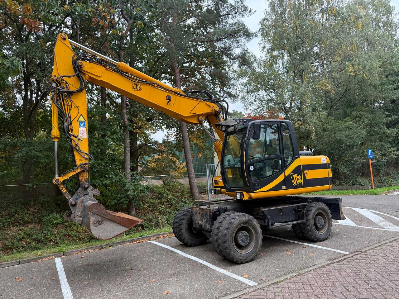 JCB JS 145 W - Wheel excavator: picture 4 JCB JS 145 W - Wheel excavator: picture 4