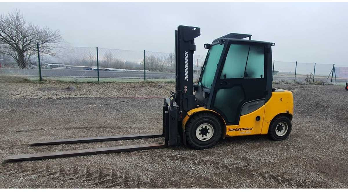 JUNGHEINRICH - DFG S50S - 2015 - FORKLIFT TRUCKS - Forklift: picture 1 JUNGHEINRICH - DFG S50S - 2015 - FORKLIFT TRUCKS - Forklift: picture 1