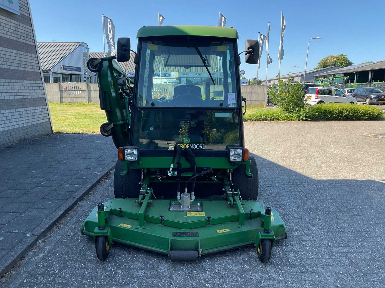John Deere 1515 Series 2 4WD - Garden mower: picture 5 John Deere 1515 Series 2 4WD - Garden mower: picture 5
