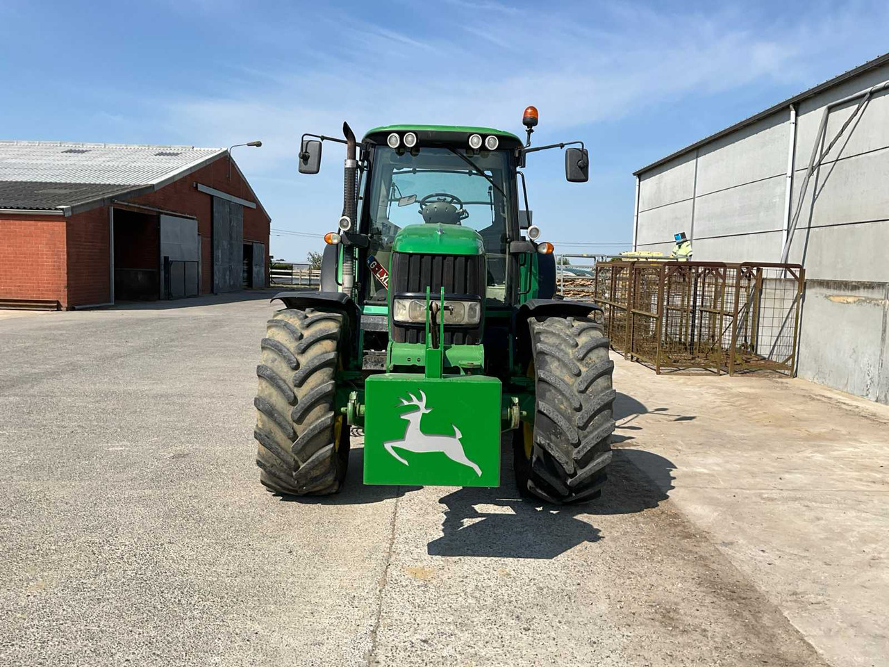 John Deere 6930 Premium - Farm tractor: picture 3 John Deere 6930 Premium - Farm tractor: picture 3