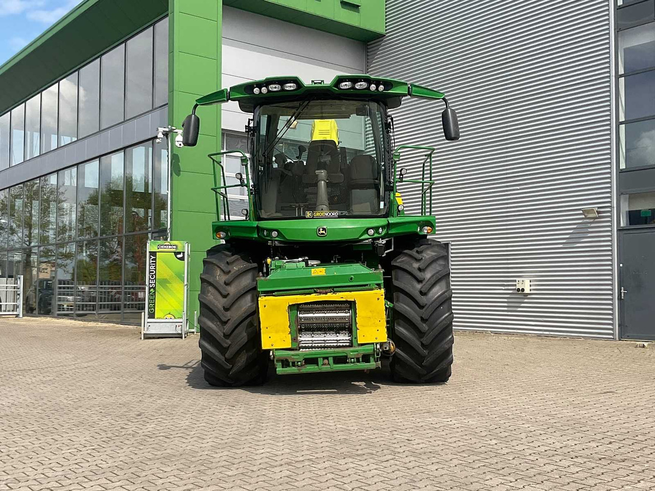 John Deere 8300i - Forage harvester: picture 5 John Deere 8300i - Forage harvester: picture 5